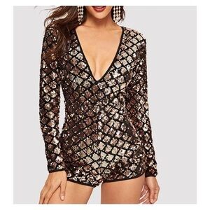 Women's romper size large